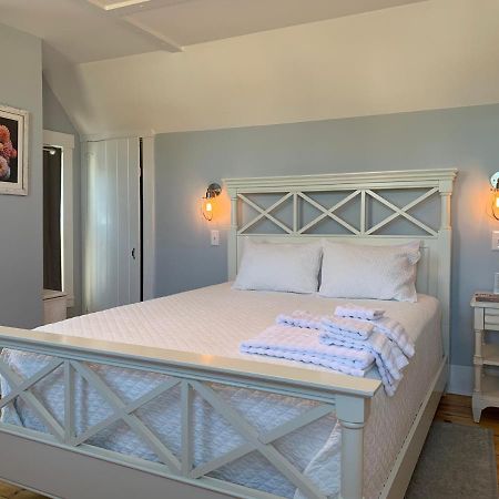 Sea Street Inn Hyannis Port Ngoại thất bức ảnh