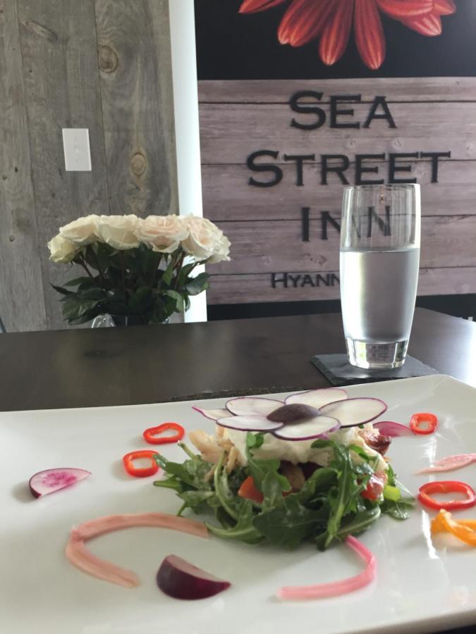 Sea Street Inn Hyannis Port Ngoại thất bức ảnh