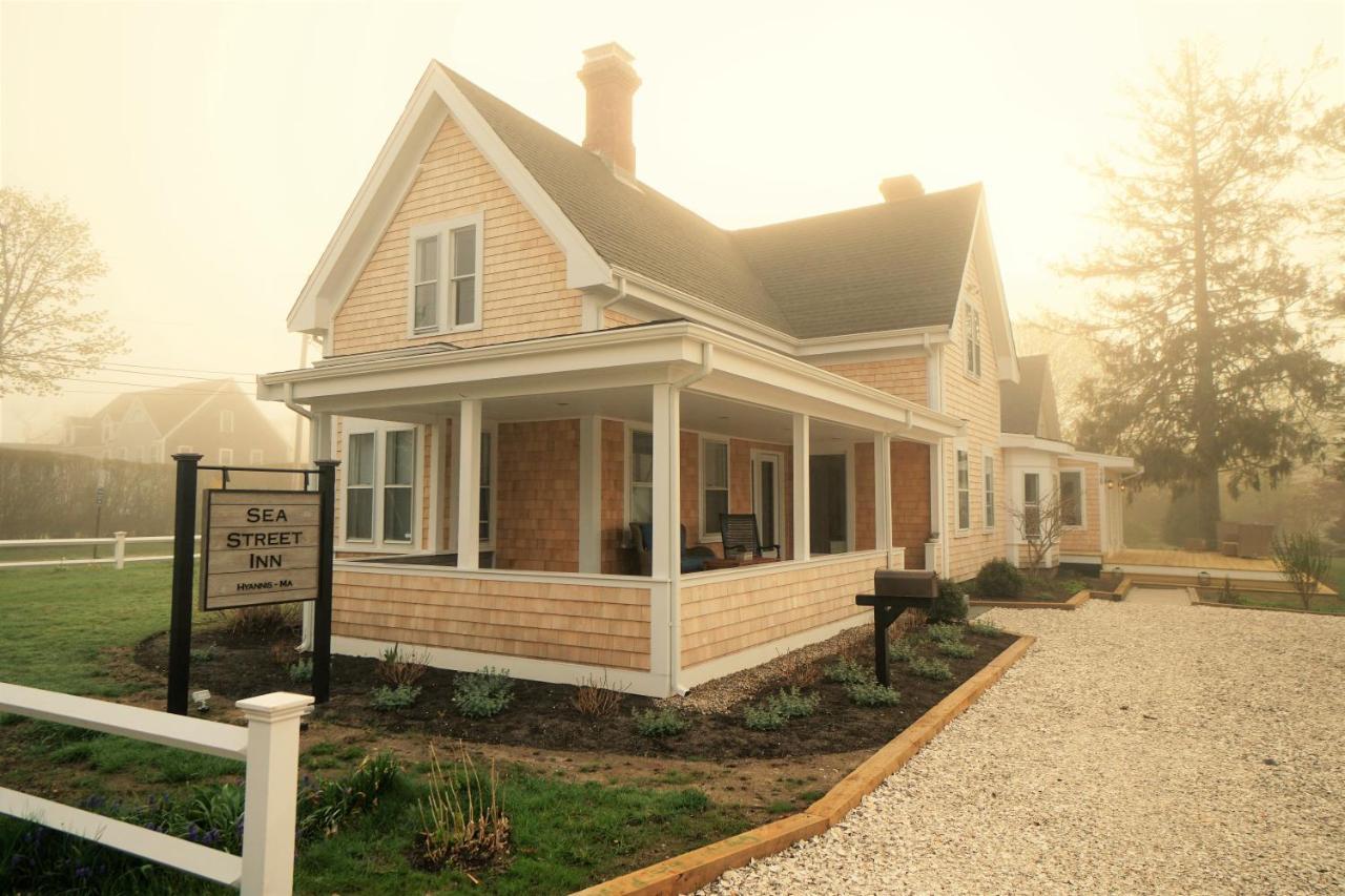 Sea Street Inn Hyannis Port Ngoại thất bức ảnh